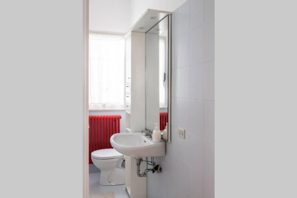 Apartamento Loft In Pieno Centro Storico Como Exterior foto